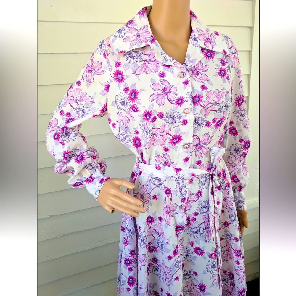Vintage 70s White Mod Floral Print Dress Long Sleeve M L